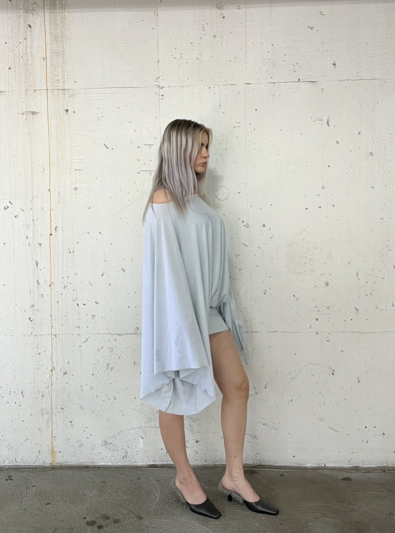 Cognitive Dissonance - Look 05