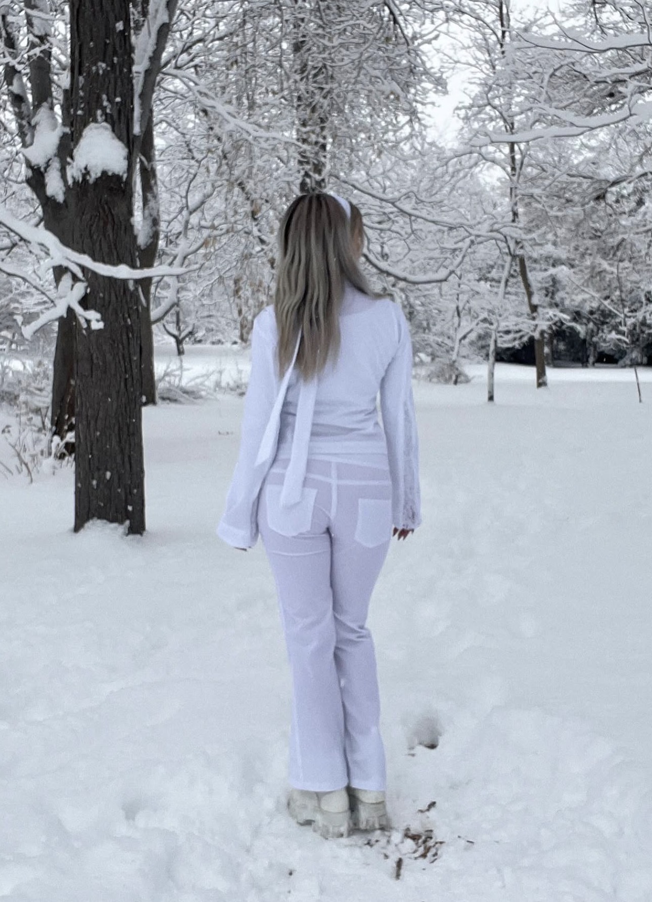 Full White Look